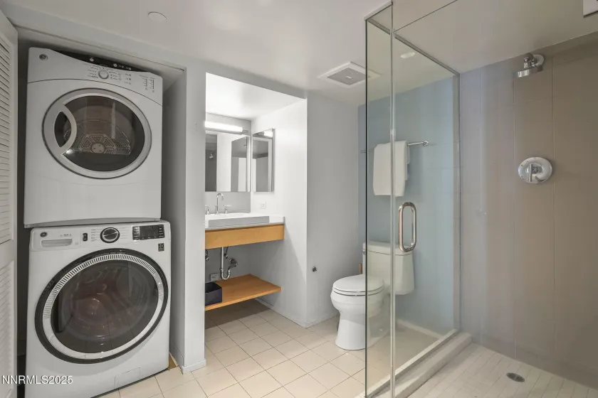 255 Sierra, Reno, Nevada 89501, ,1 BathroomBathrooms,Residential,Residential,Sierra,250059252