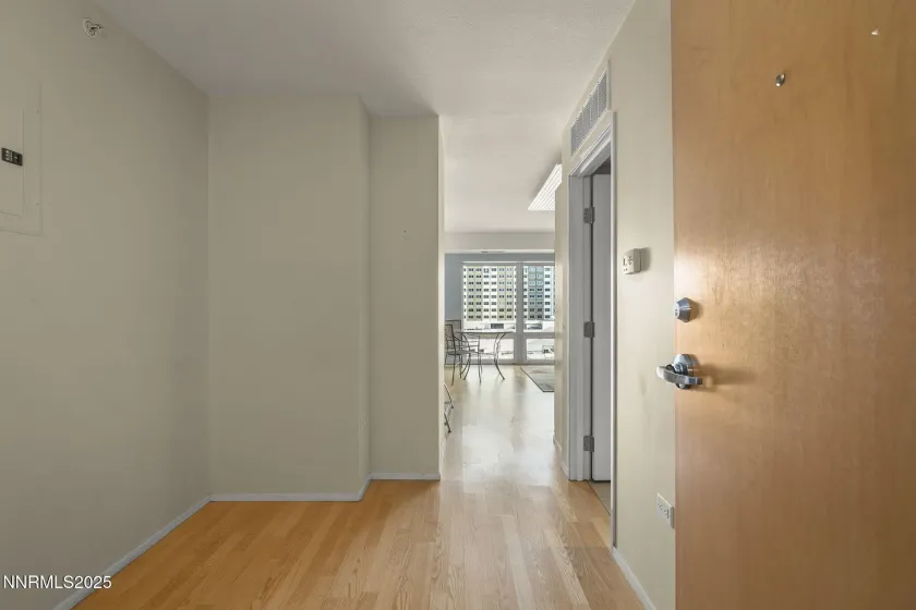 255 Sierra, Reno, Nevada 89501, ,1 BathroomBathrooms,Residential,Residential,Sierra,250059252