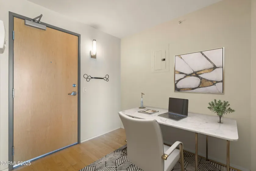 255 Sierra, Reno, Nevada 89501, ,1 BathroomBathrooms,Residential,Residential,Sierra,250059252