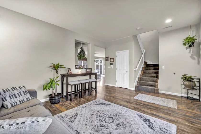 11200 Parma, Reno, Nevada 89521, 4 Bedrooms Bedrooms, ,3 BathroomsBathrooms,Residential,Residential,Parma,250059253