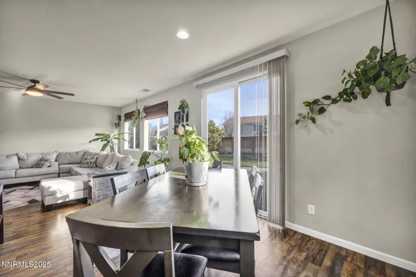 11200 Parma, Reno, Nevada 89521, 4 Bedrooms Bedrooms, ,3 BathroomsBathrooms,Residential,Residential,Parma,250059253