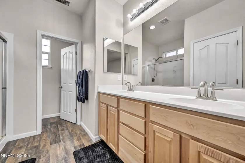 11200 Parma, Reno, Nevada 89521, 4 Bedrooms Bedrooms, ,3 BathroomsBathrooms,Residential,Residential,Parma,250059253