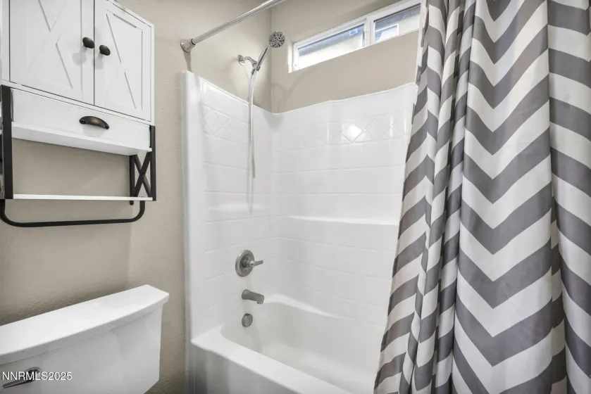 11200 Parma, Reno, Nevada 89521, 4 Bedrooms Bedrooms, ,3 BathroomsBathrooms,Residential,Residential,Parma,250059253