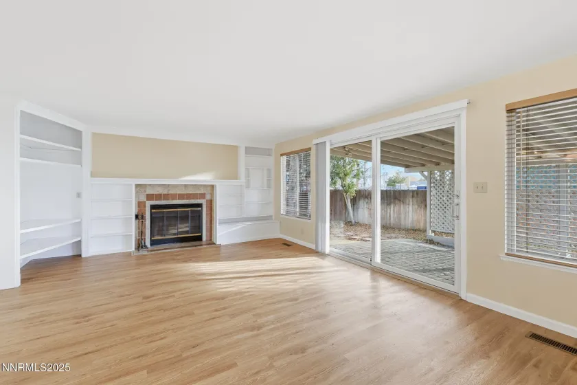 1345 Coupler, Sparks, Nevada 89434, 4 Bedrooms Bedrooms, ,3 BathroomsBathrooms,Residential,Residential,Coupler,250059257