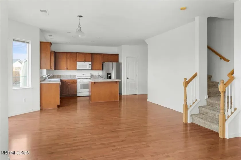 1710 Short Oak, Fernley, Nevada 89408, 4 Bedrooms Bedrooms, ,3 BathroomsBathrooms,Residential,Residential,Short Oak,250059263