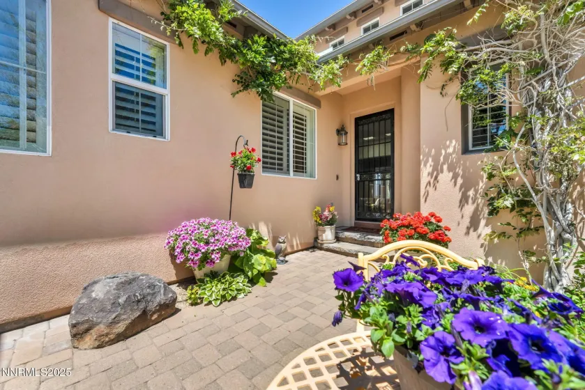 10100 Via Ponte, Reno, Nevada 89511, 4 Bedrooms Bedrooms, ,5 BathroomsBathrooms,Residential,Residential,Via Ponte,250059264