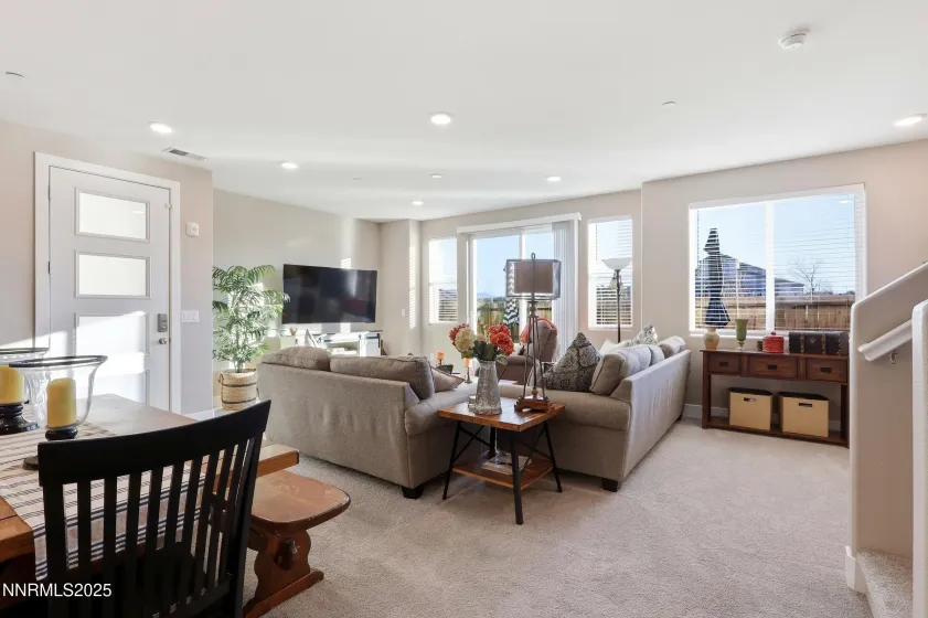 3601 Pulsar, Carson City, Nevada 89705, 3 Bedrooms Bedrooms, ,3 BathroomsBathrooms,Residential,Residential,Pulsar,250059265