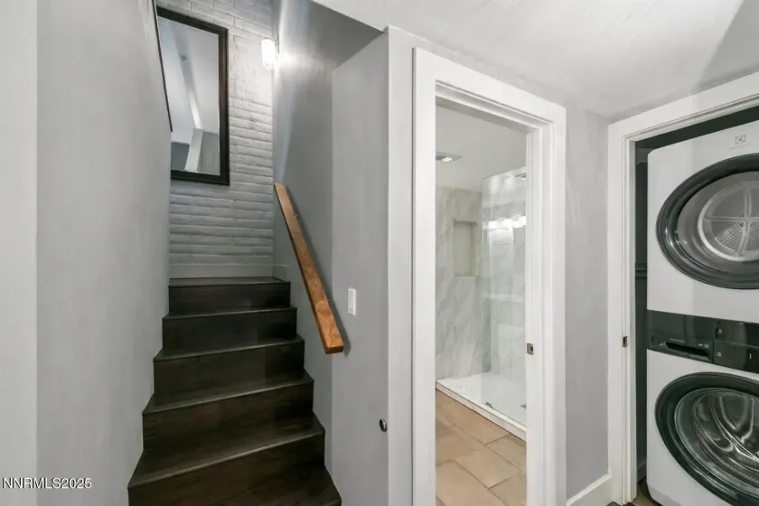 120 Country Club, Incline Village, Nevada 89451, 2 Bedrooms Bedrooms, ,2 BathroomsBathrooms,Residential,Residential,Country Club,250059267