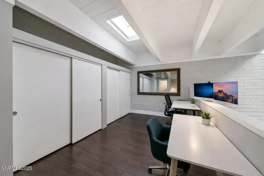 120 Country Club, Incline Village, Nevada 89451, 2 Bedrooms Bedrooms, ,2 BathroomsBathrooms,Residential,Residential,Country Club,250059267