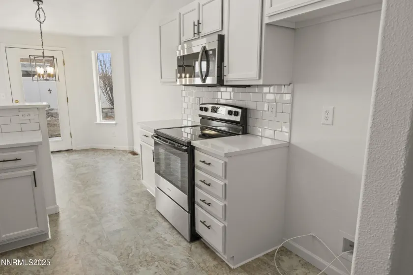 1418 Red Bluff, Fernley, Nevada 89408, 3 Bedrooms Bedrooms, ,2 BathroomsBathrooms,Residential,Residential,Red Bluff,250059269