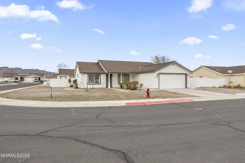 1418 Red Bluff, Fernley, Nevada 89408, 3 Bedrooms Bedrooms, ,2 BathroomsBathrooms,Residential,Residential,Red Bluff,250059269