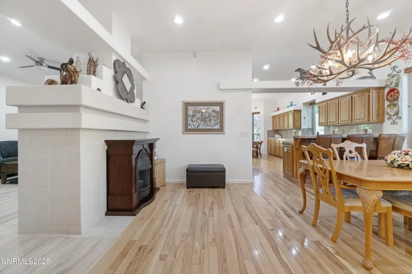 1216 Pleasantview, Gardnerville, Nevada 89460, 3 Bedrooms Bedrooms, ,2 BathroomsBathrooms,Residential,Residential,Pleasantview,250056952