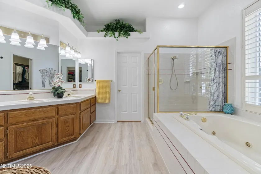 1216 Pleasantview, Gardnerville, Nevada 89460, 3 Bedrooms Bedrooms, ,2 BathroomsBathrooms,Residential,Residential,Pleasantview,250056952