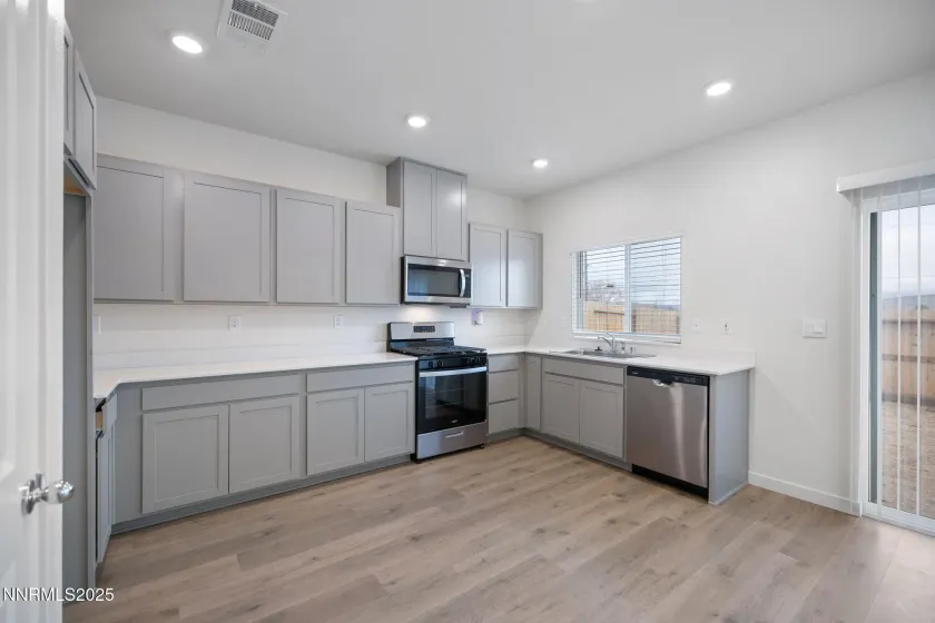 7701 Wandering, Reno, Nevada 89506, 3 Bedrooms Bedrooms, ,3 BathroomsBathrooms,Residential,Residential,Wandering,250059276