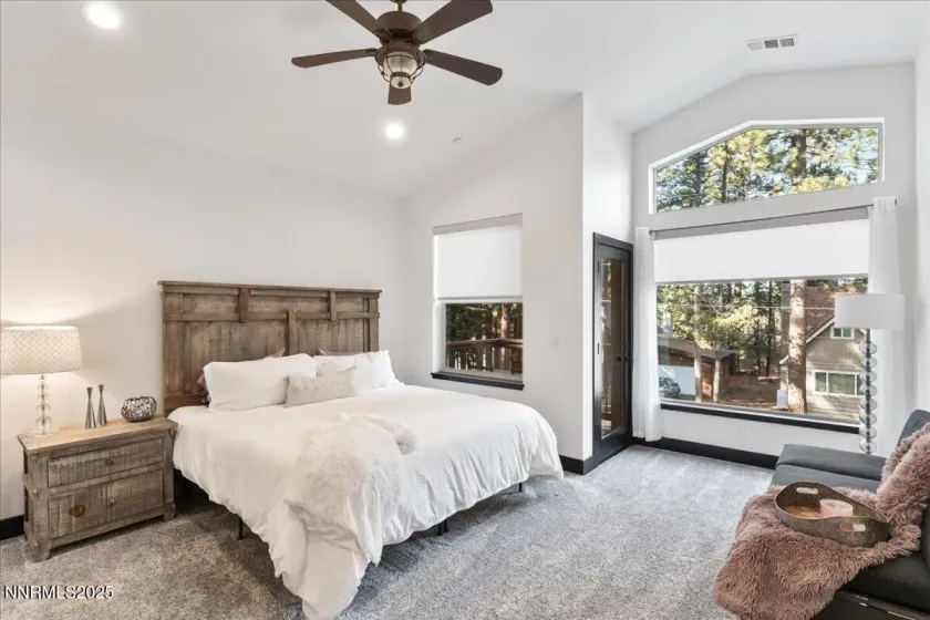 2212 Tahoe Vista, South Lake Tahoe, California 96150, 4 Bedrooms Bedrooms, ,3 BathroomsBathrooms,Residential,Residential,Tahoe Vista,250059278