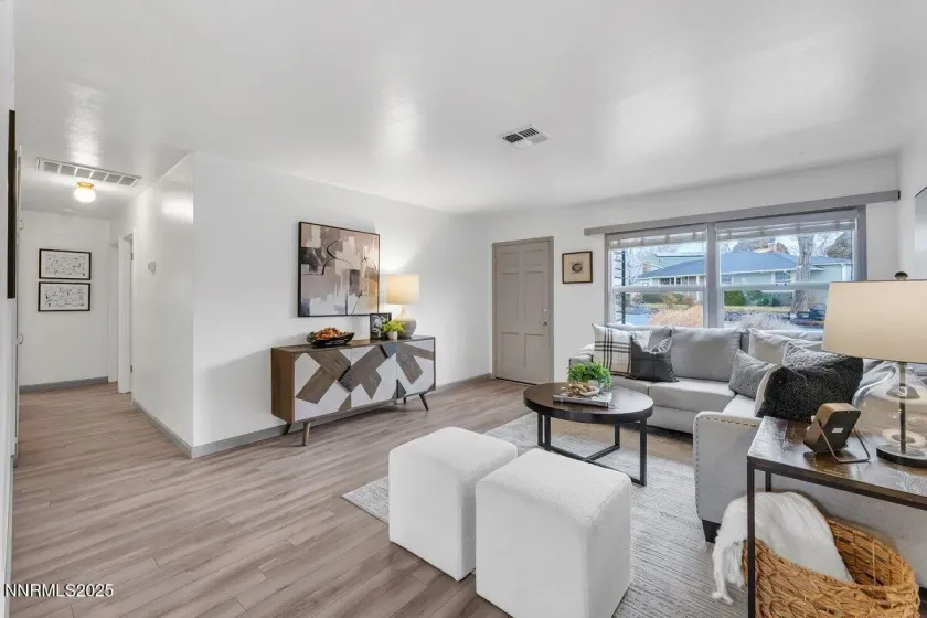 1155 Wesley, Reno, Nevada 89503, 4 Bedrooms Bedrooms, ,2 BathroomsBathrooms,Residential,Residential,Wesley,250057462