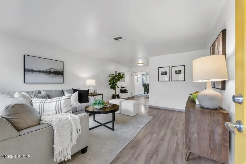 1155 Wesley, Reno, Nevada 89503, 4 Bedrooms Bedrooms, ,2 BathroomsBathrooms,Residential,Residential,Wesley,250057462