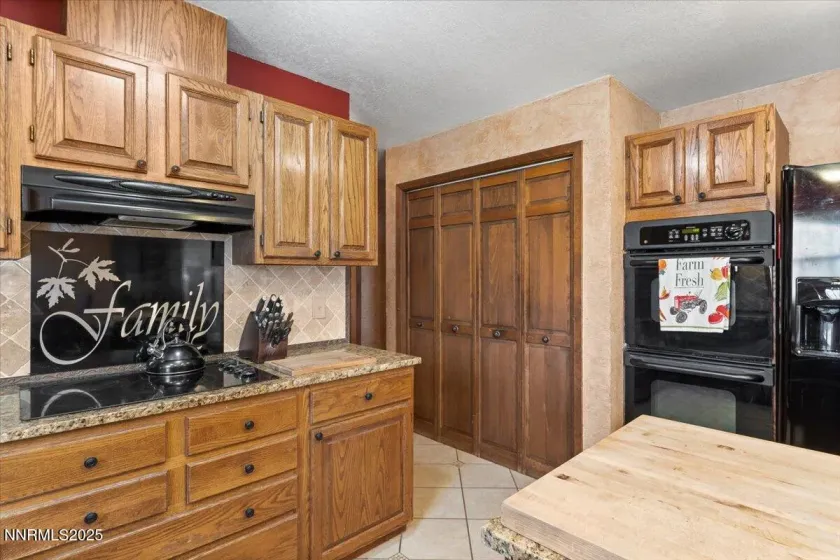 10705 Silver Spur, Reno, Nevada 89508, 4 Bedrooms Bedrooms, ,3 BathroomsBathrooms,Residential,Residential,Silver Spur,250050821