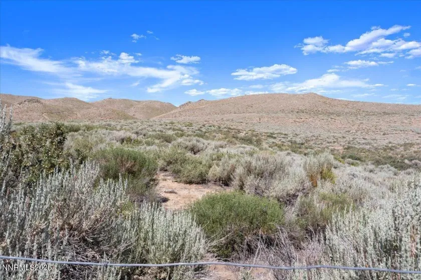 10705 Silver Spur, Reno, Nevada 89508, 4 Bedrooms Bedrooms, ,3 BathroomsBathrooms,Residential,Residential,Silver Spur,250050821