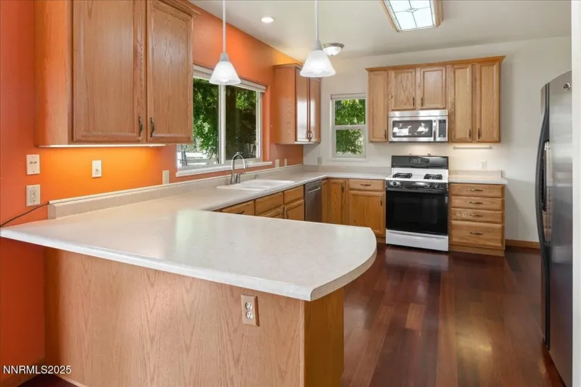 1516 Coleman, Reno, Nevada 89503, 6 Bedrooms Bedrooms, ,4 BathroomsBathrooms,Residential,Residential,Coleman,250059287