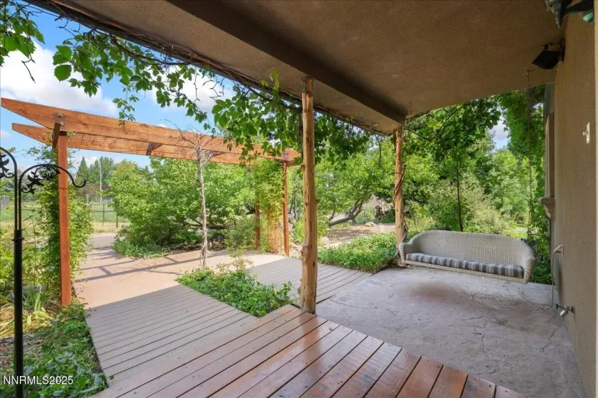 1516 Coleman, Reno, Nevada 89503, 6 Bedrooms Bedrooms, ,4 BathroomsBathrooms,Residential,Residential,Coleman,250059287