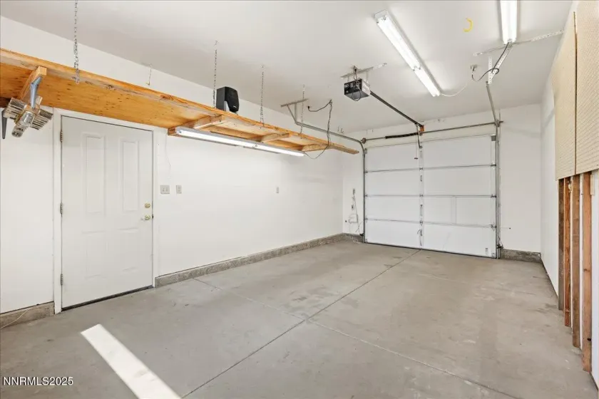 1516 Coleman, Reno, Nevada 89503, 6 Bedrooms Bedrooms, ,4 BathroomsBathrooms,Residential,Residential,Coleman,250059287