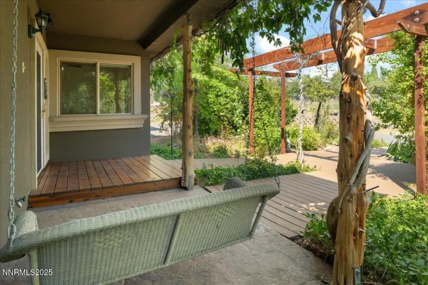 1516 Coleman, Reno, Nevada 89503, 6 Bedrooms Bedrooms, ,4 BathroomsBathrooms,Residential,Residential,Coleman,250059287