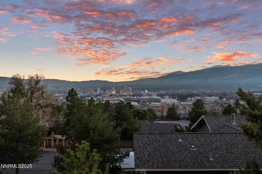 3400 Socrates, Reno, Nevada 89512, 4 Bedrooms Bedrooms, ,5 BathroomsBathrooms,Residential,Residential,Socrates,250059294