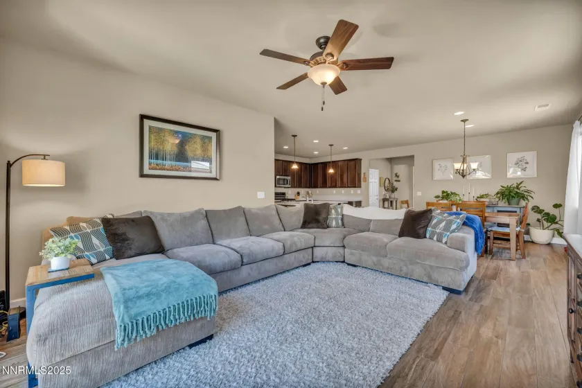 156 Jobe, Dayton, Nevada 89403, 3 Bedrooms Bedrooms, ,2 BathroomsBathrooms,Residential,Residential,Jobe,250059295