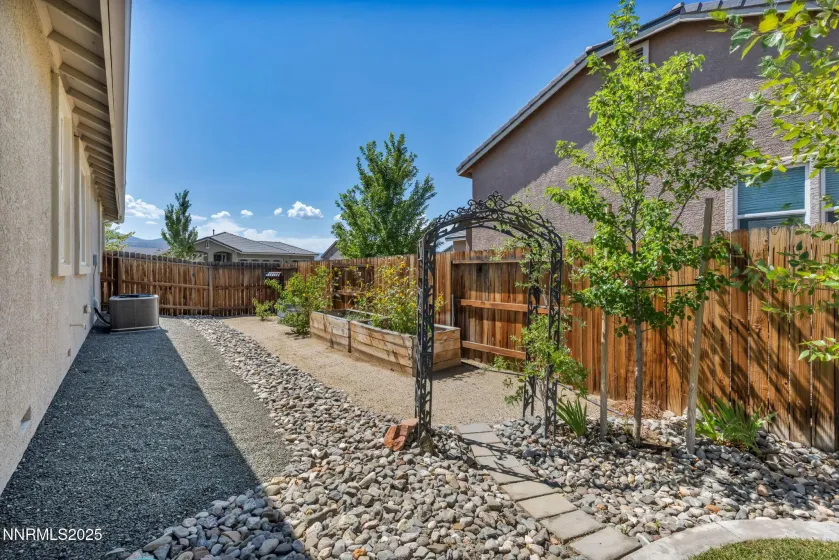 156 Jobe, Dayton, Nevada 89403, 3 Bedrooms Bedrooms, ,2 BathroomsBathrooms,Residential,Residential,Jobe,250059295