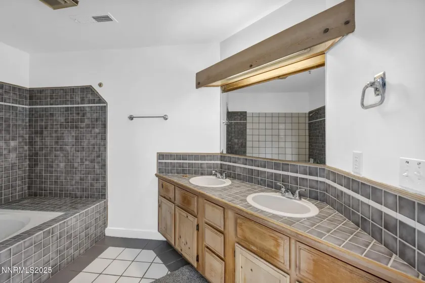 1007 Aspen Grove, Minden, Nevada 89423, 2 Bedrooms Bedrooms, ,2 BathroomsBathrooms,Residential,Residential,Aspen Grove,250059296