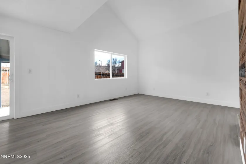 2738 Waterfield, Sparks, Nevada 89434, 3 Bedrooms Bedrooms, ,2 BathroomsBathrooms,Residential,Residential,Waterfield,250059297