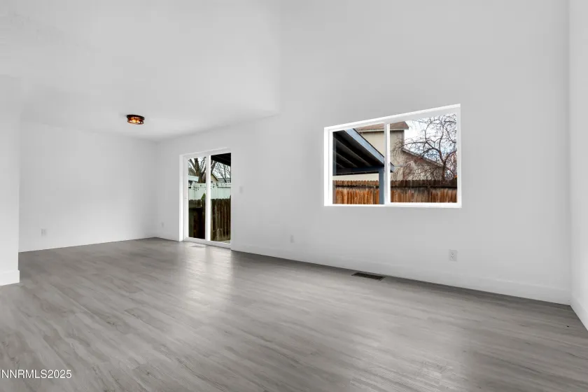 2738 Waterfield, Sparks, Nevada 89434, 3 Bedrooms Bedrooms, ,2 BathroomsBathrooms,Residential,Residential,Waterfield,250059297