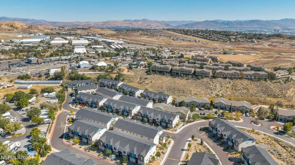 585 Logan Jacob, Reno, Nevada 89503, 2 Bedrooms Bedrooms, ,3 BathroomsBathrooms,Residential,Residential,Logan Jacob,250056438