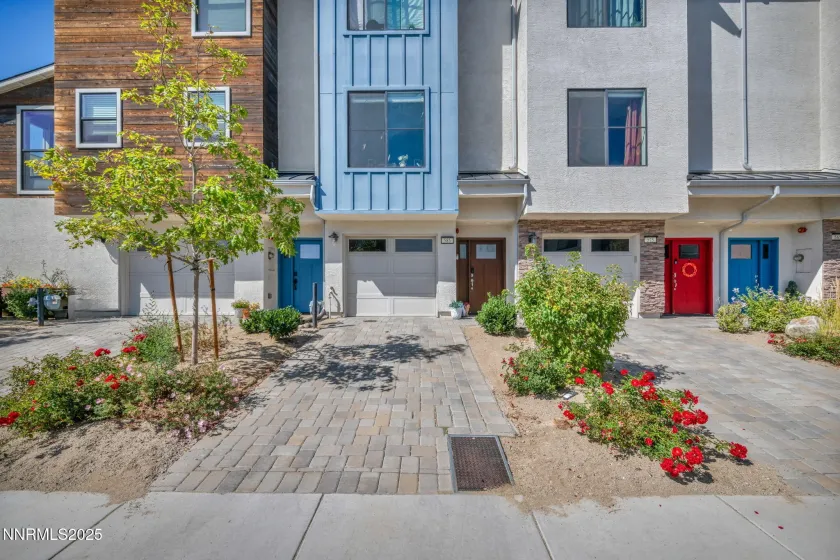 585 Logan Jacob, Reno, Nevada 89503, 2 Bedrooms Bedrooms, ,3 BathroomsBathrooms,Residential,Residential,Logan Jacob,250056438