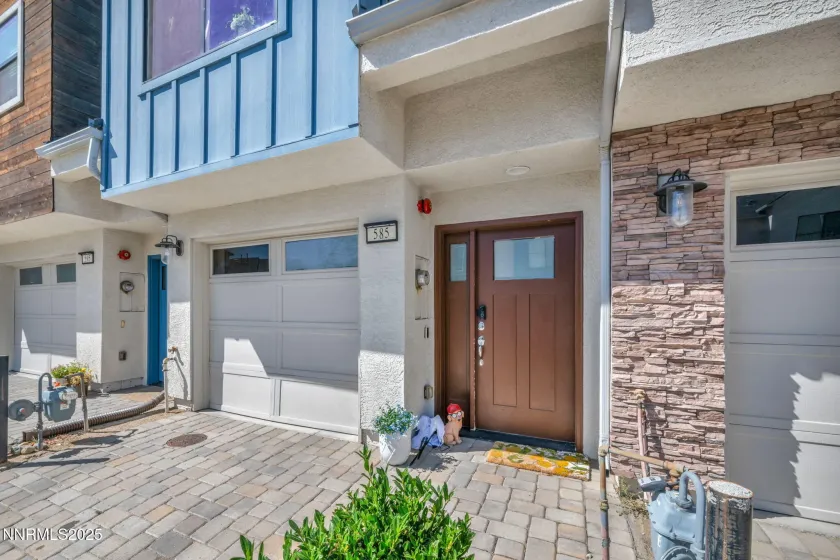 585 Logan Jacob, Reno, Nevada 89503, 2 Bedrooms Bedrooms, ,3 BathroomsBathrooms,Residential,Residential,Logan Jacob,250056438