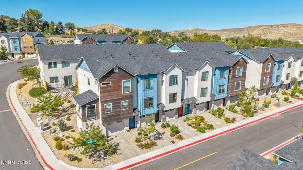 585 Logan Jacob, Reno, Nevada 89503, 2 Bedrooms Bedrooms, ,3 BathroomsBathrooms,Residential,Residential,Logan Jacob,250056438