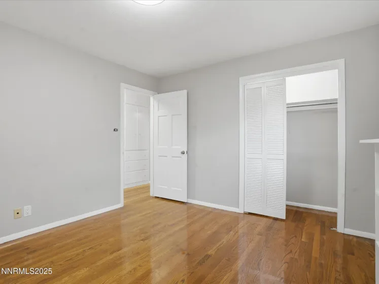 960 12th, Reno, Nevada 89503, 5 Bedrooms Bedrooms, ,3 BathroomsBathrooms,Residential,Residential,12th,250059308