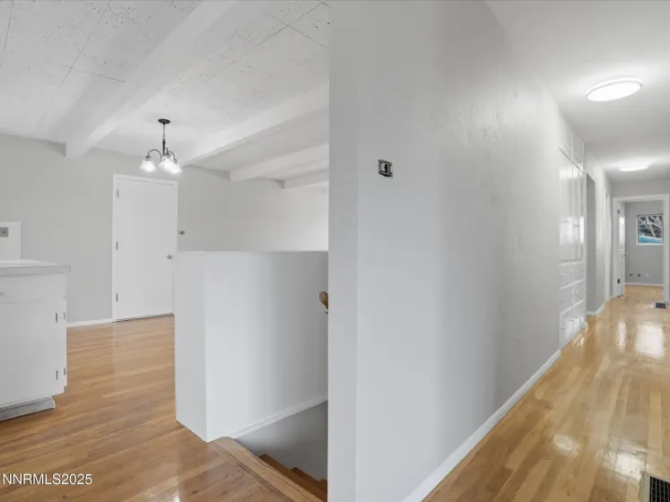 960 12th, Reno, Nevada 89503, 5 Bedrooms Bedrooms, ,3 BathroomsBathrooms,Residential,Residential,12th,250059308