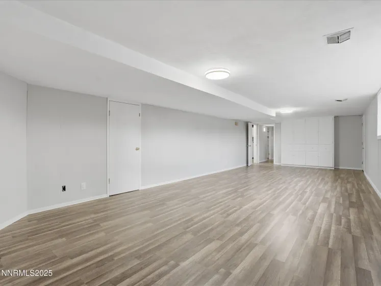 960 12th, Reno, Nevada 89503, 5 Bedrooms Bedrooms, ,3 BathroomsBathrooms,Residential,Residential,12th,250059308