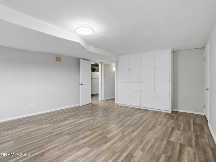 960 12th, Reno, Nevada 89503, 5 Bedrooms Bedrooms, ,3 BathroomsBathrooms,Residential,Residential,12th,250059308