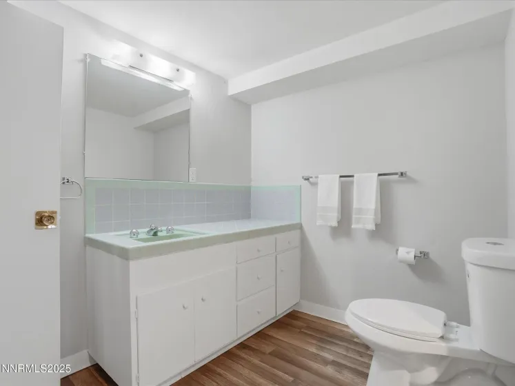 960 12th, Reno, Nevada 89503, 5 Bedrooms Bedrooms, ,3 BathroomsBathrooms,Residential,Residential,12th,250059308