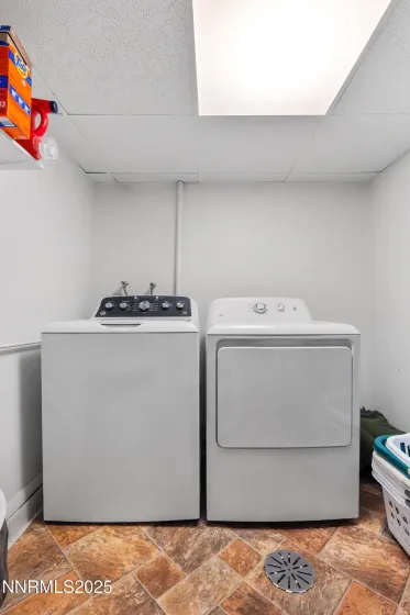 1564 Mizpah, Winnemucca, Nevada 89445, 5 Bedrooms Bedrooms, ,3 BathroomsBathrooms,Residential,Residential,Mizpah,250059315