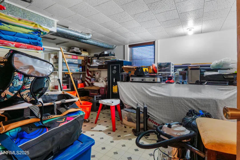 1564 Mizpah, Winnemucca, Nevada 89445, 5 Bedrooms Bedrooms, ,3 BathroomsBathrooms,Residential,Residential,Mizpah,250059315