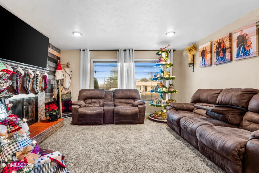 1564 Mizpah, Winnemucca, Nevada 89445, 5 Bedrooms Bedrooms, ,3 BathroomsBathrooms,Residential,Residential,Mizpah,250059315