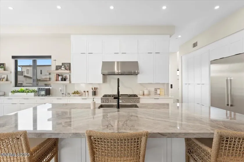 40 Campolina, Reno, Nevada 89511, 3 Bedrooms Bedrooms, ,4 BathroomsBathrooms,Residential,Residential,Campolina,250059321