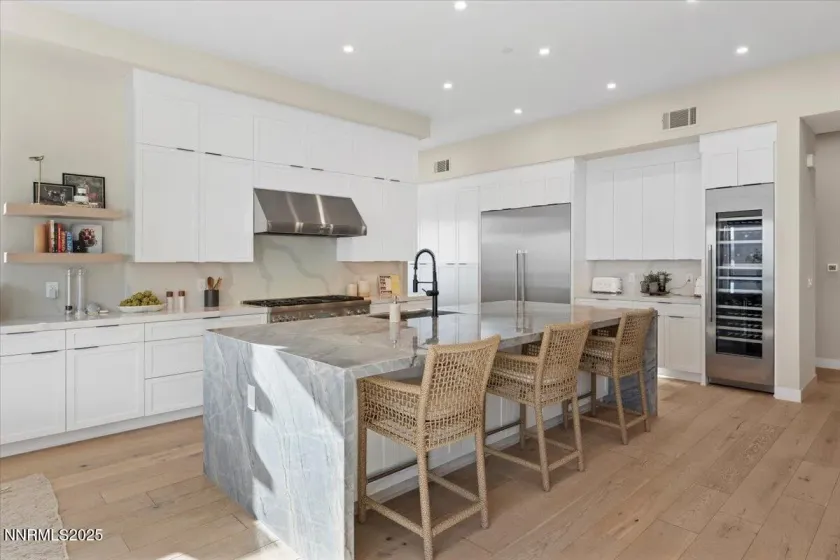 40 Campolina, Reno, Nevada 89511, 3 Bedrooms Bedrooms, ,4 BathroomsBathrooms,Residential,Residential,Campolina,250059321