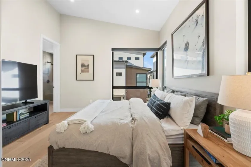 40 Campolina, Reno, Nevada 89511, 3 Bedrooms Bedrooms, ,4 BathroomsBathrooms,Residential,Residential,Campolina,250059321