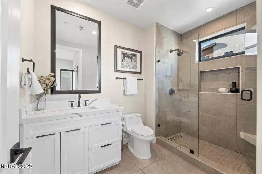 40 Campolina, Reno, Nevada 89511, 3 Bedrooms Bedrooms, ,4 BathroomsBathrooms,Residential,Residential,Campolina,250059321