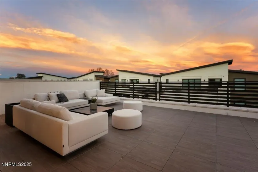 40 Campolina, Reno, Nevada 89511, 3 Bedrooms Bedrooms, ,4 BathroomsBathrooms,Residential,Residential,Campolina,250059321